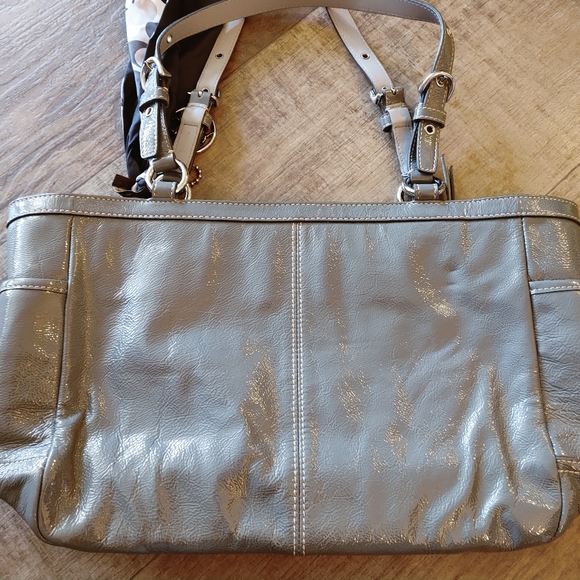 Coach Leather Shoulder Bag with Silk Scarf detail - Picture 4 of 9